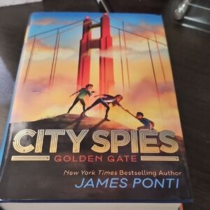 City Spies: Golden Gate by - Multicolor Hardcover